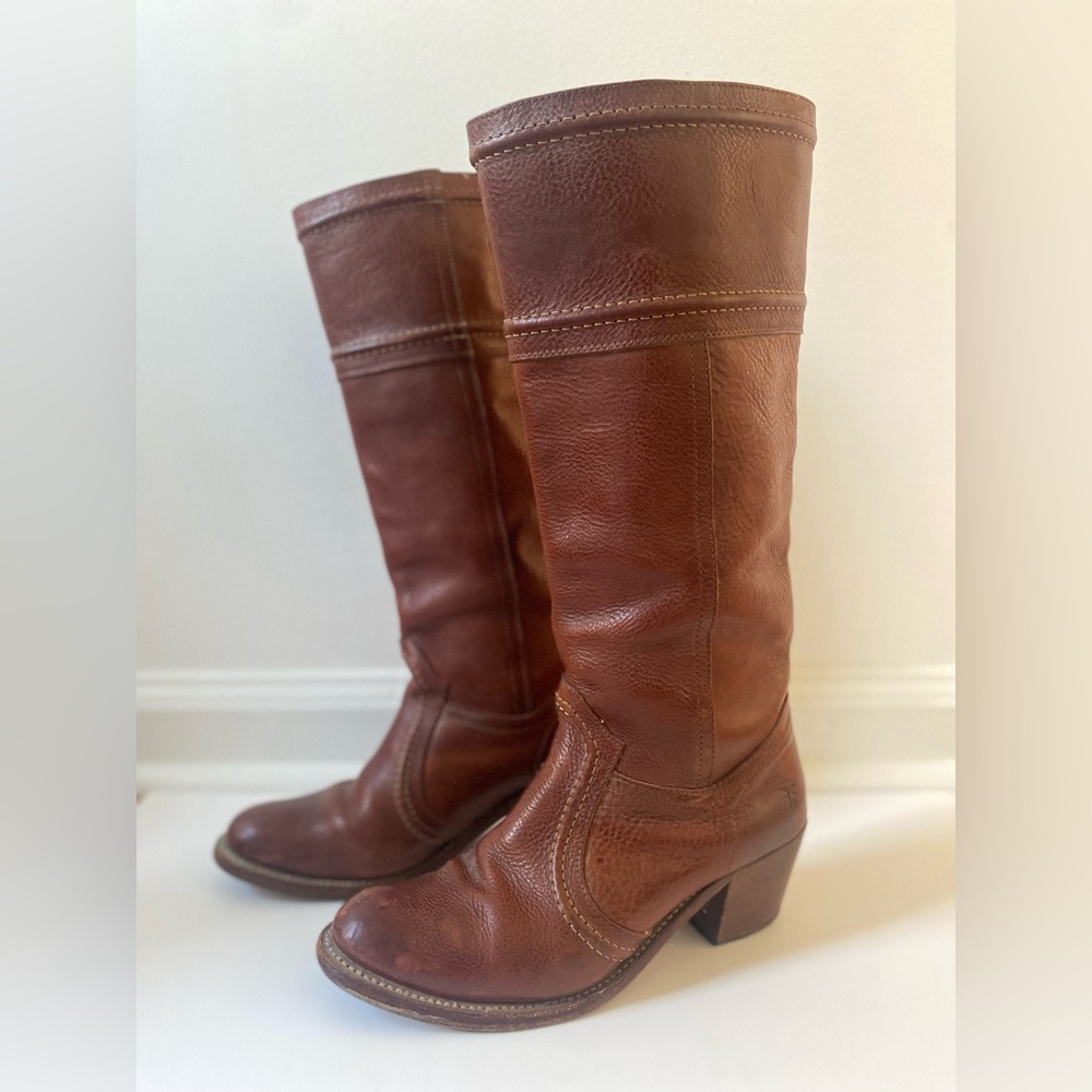 Frye “Jean” Brown Leather Boots - Picture 3 of 11
